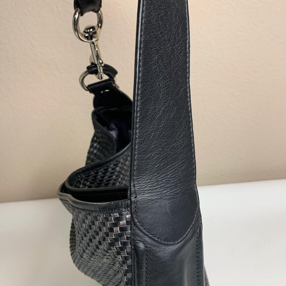 Black and silver textured leather - Picture 5 of 8